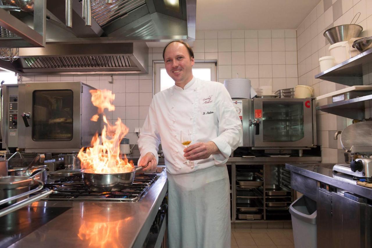 Gutshof Andres Hotel Kirchlauter Buitenkant foto