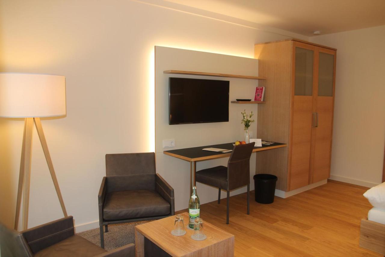 Gutshof Andres Hotel Kirchlauter Buitenkant foto